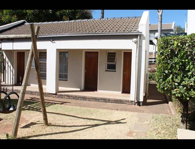 3 BEDROOM TOWNHOUSE FOR SALE IN BEDFORD GARDENS